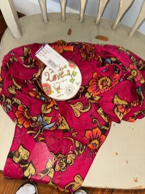 Sakroots  nwt Bright Fuchsia Floral Scarf